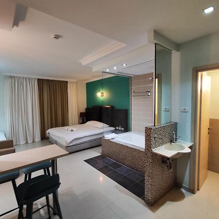 Marina Beach Hotel Τελ Αβίβ Εξωτερικό φωτογραφία