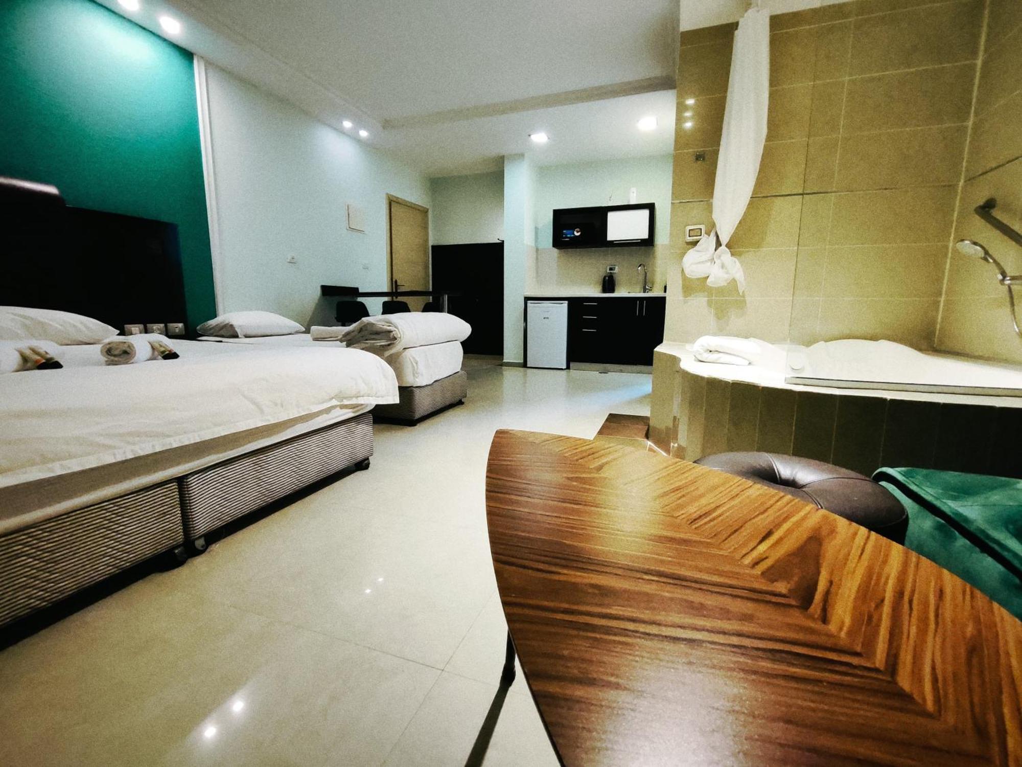 Marina Beach Hotel Τελ Αβίβ Εξωτερικό φωτογραφία