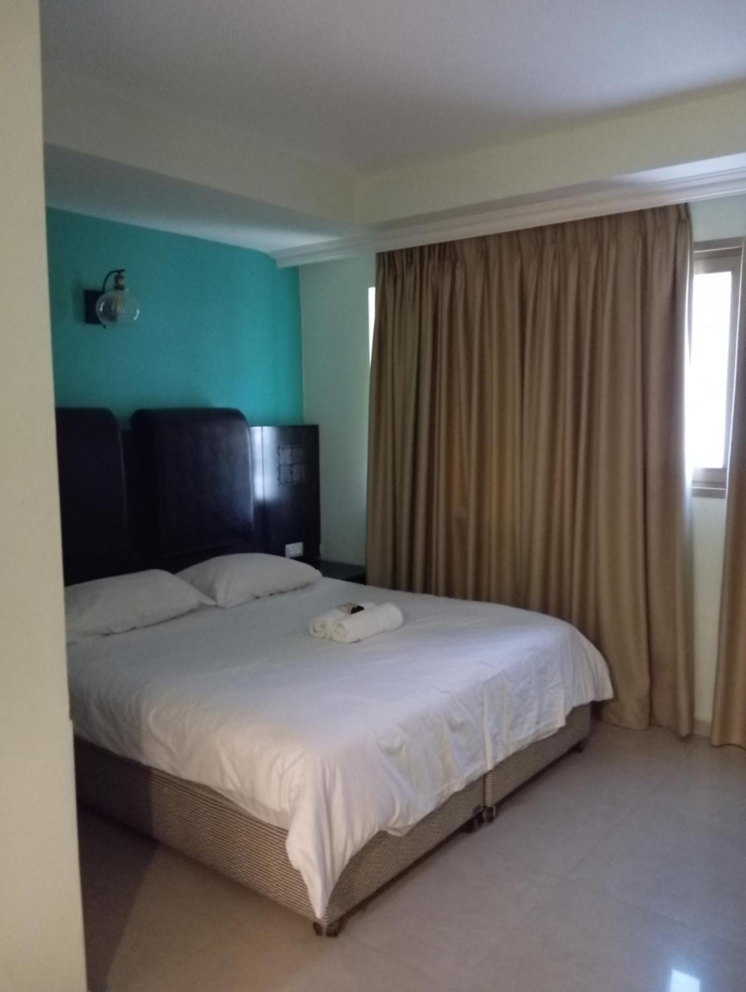 Marina Beach Hotel Τελ Αβίβ Εξωτερικό φωτογραφία