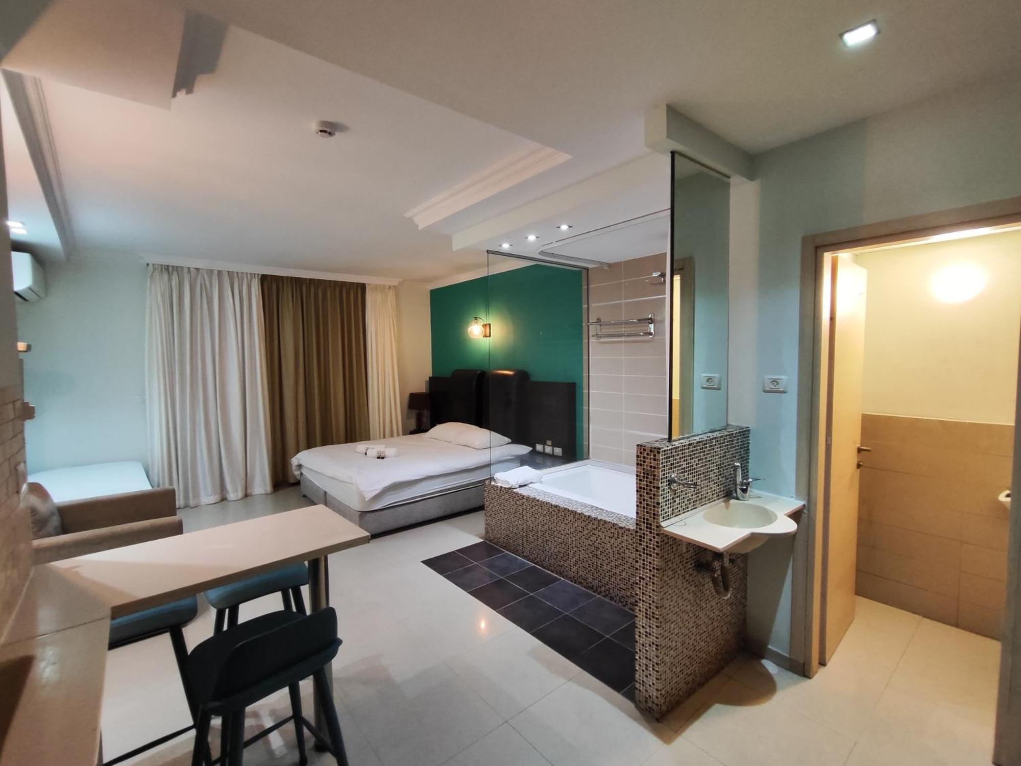 Marina Beach Hotel Τελ Αβίβ Εξωτερικό φωτογραφία
